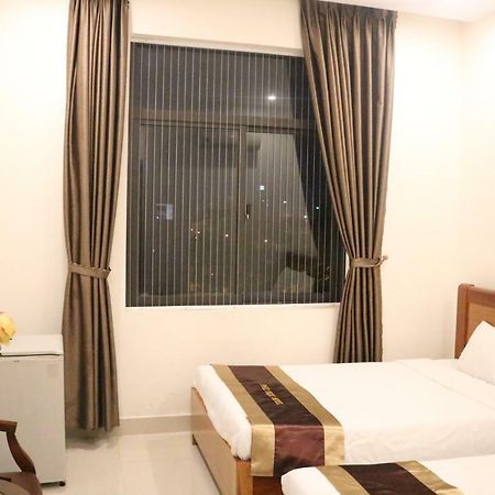 Phuc Ngoc Hotel Da Nang Exterior foto